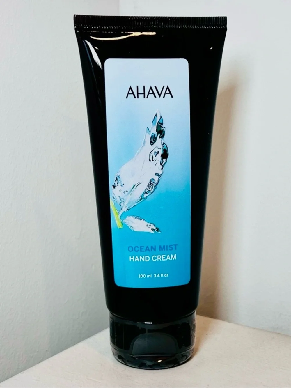AHAVA Ocean Mist Hand Cream 3.4 oz NWT Dead Sea Minerals Dry Hands